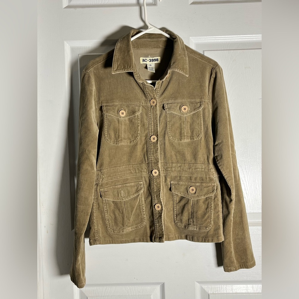 Classic Utility Jacket in Tan